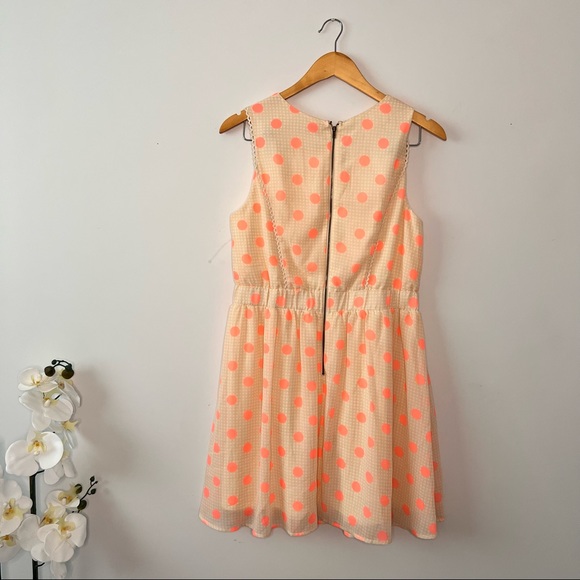 Peach and coral polka dot dress - Picture 3 of 6